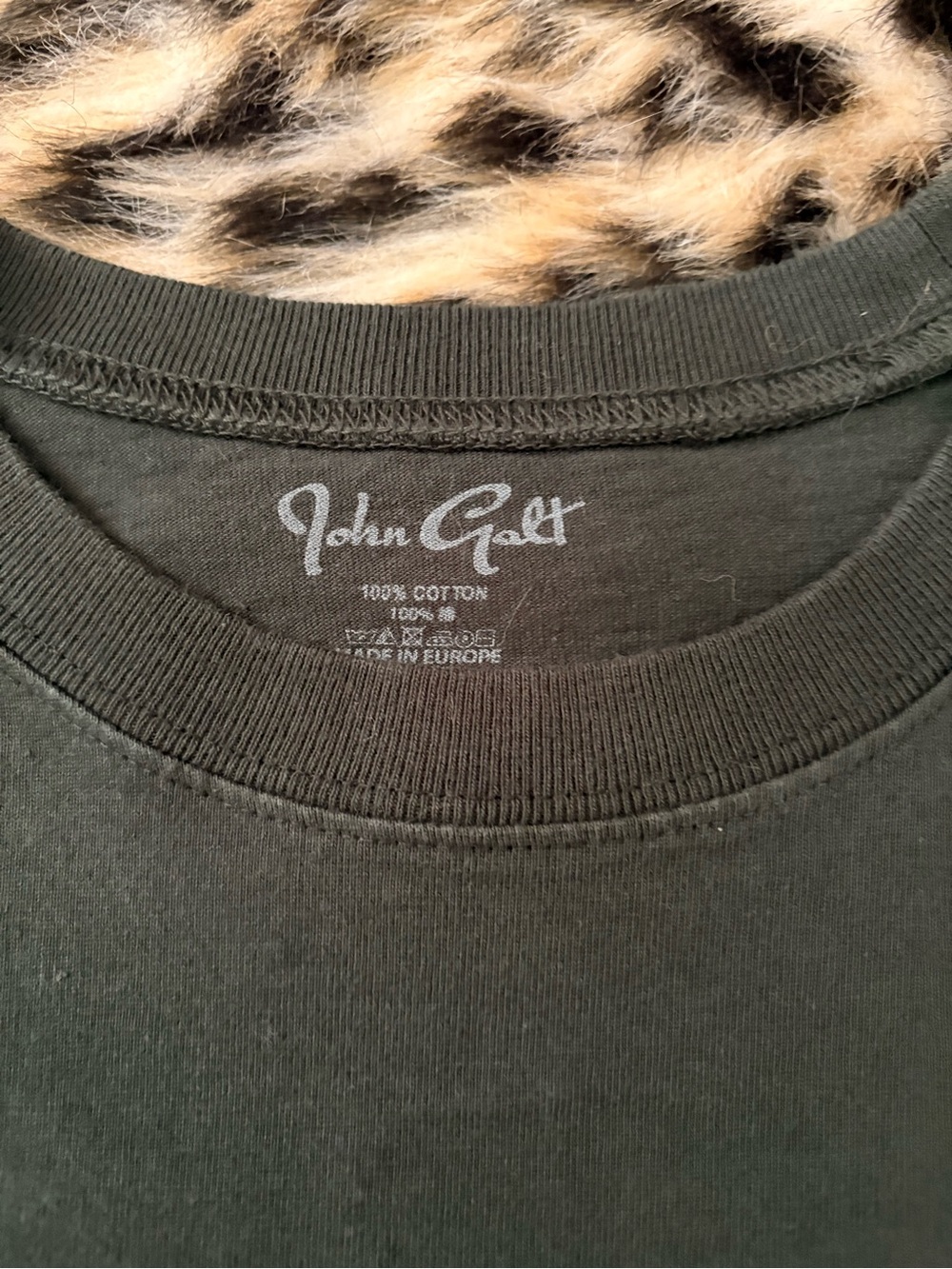 Brandy Melville Olive Green Crewneck Tee - Picture 3 of 3